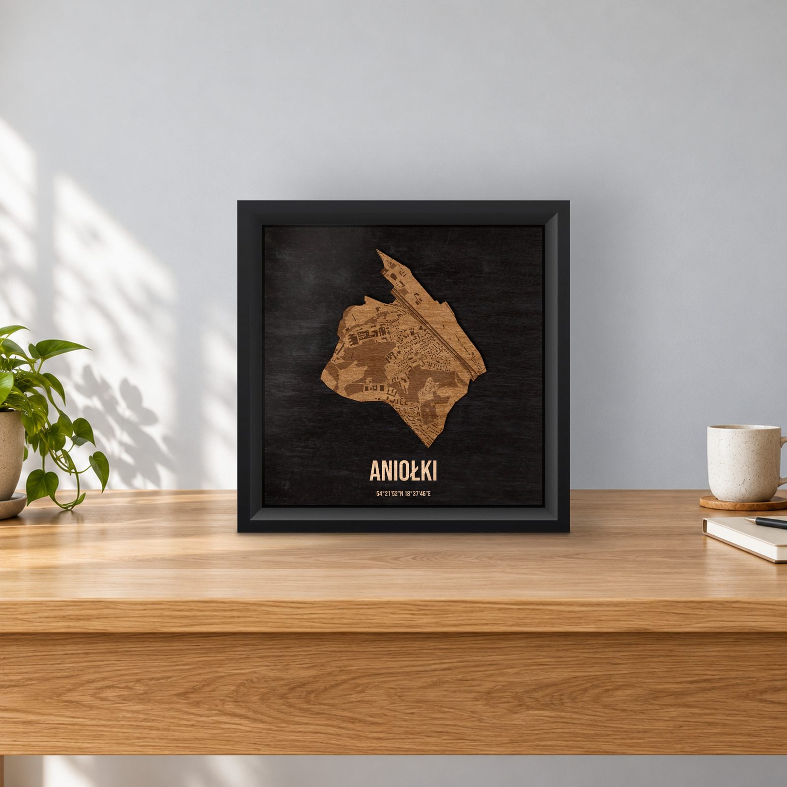 Aniołki (Gdańsk) - ramka cieniowa 25 × 25 cm na stoliku