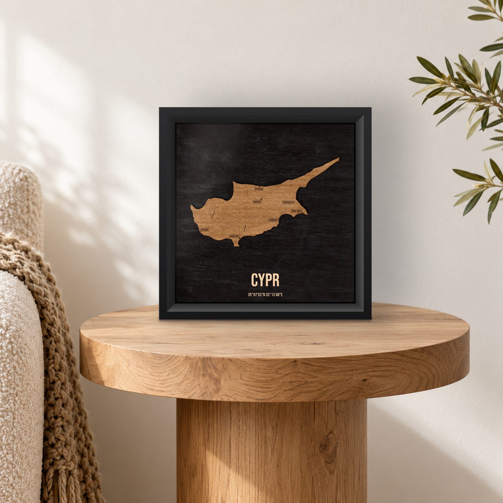 Cypr - ramka cieniowa 25 × 25 cm we wnętrzu
