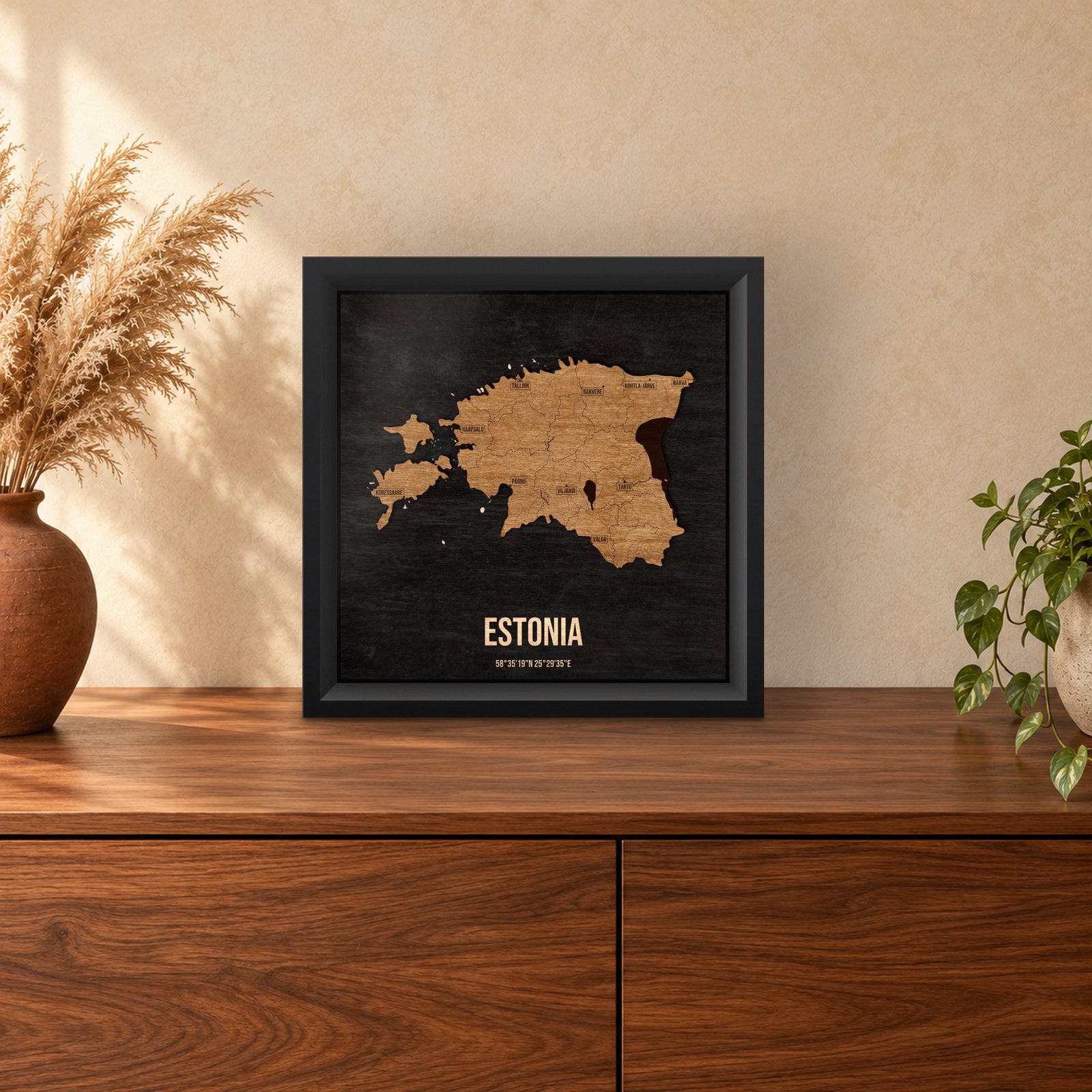 Estonia - ramka cieniowa 25 × 25 cm na stoliku