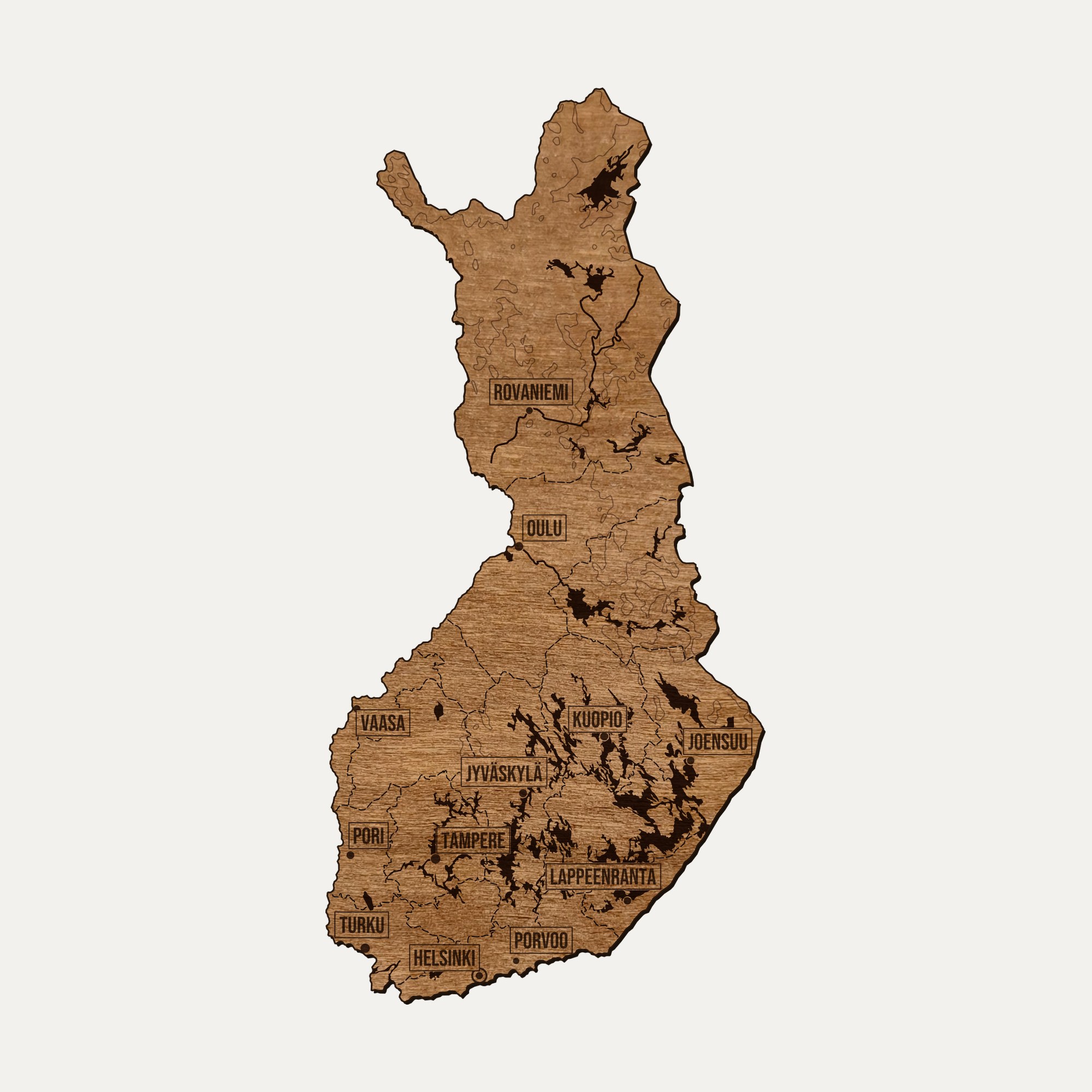 Drewniana mapa Finlandii na ścianę: cały kraj pocięty na regiony, z grawerem