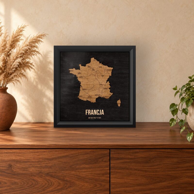 Francja - drewniana mapa kraju w ramce