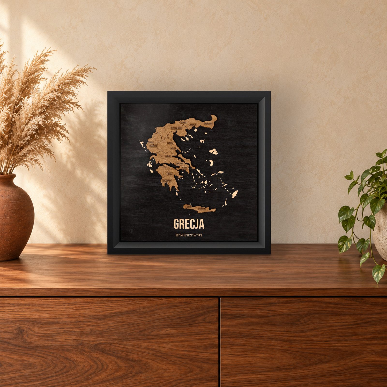 Grecja - drewniana mapa kraju w ramce