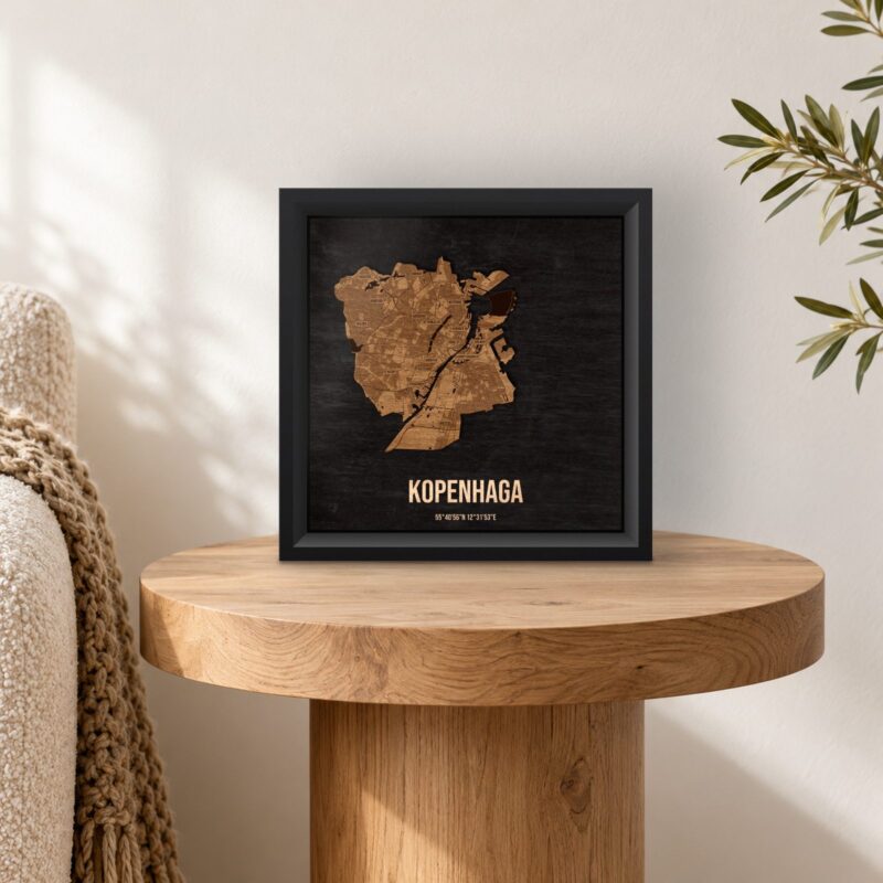 Kopenhaga - drewniana mapa miasta w ramce