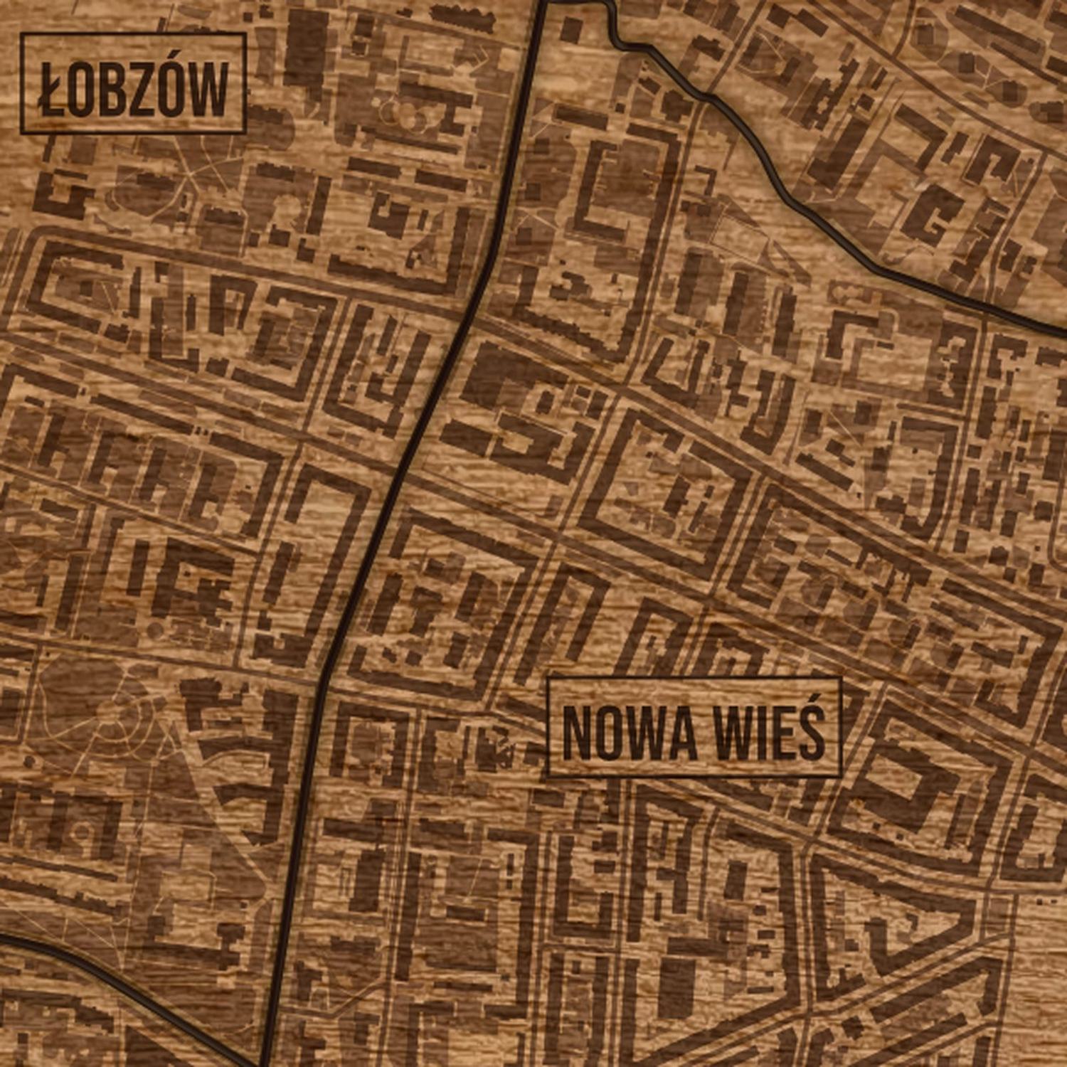 Krowodrza (Kraków) - zbliżenie na grawer drewnianej mapy
