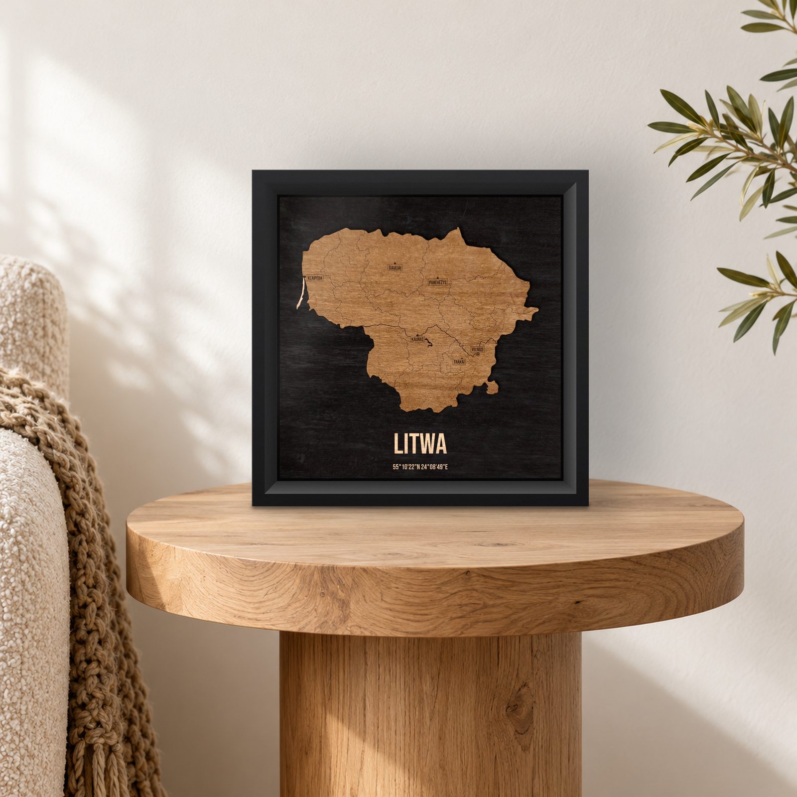 Litwa - ramka cieniowa 25 × 25 cm we wnętrzu