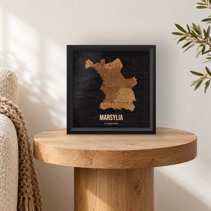 Marsylia - drewniana mapa miasta w ramce