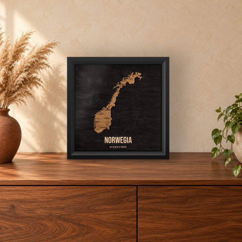 Norwegia - drewniana mapa kraju w ramce