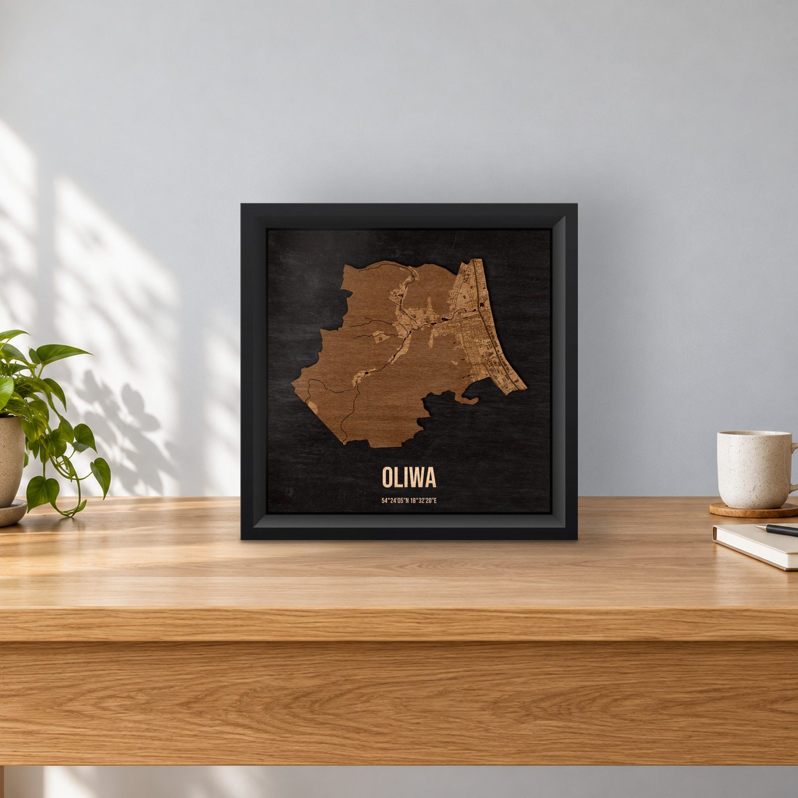 Oliwa (Gdańsk) - ramka cieniowa 25 × 25 cm na stoliku