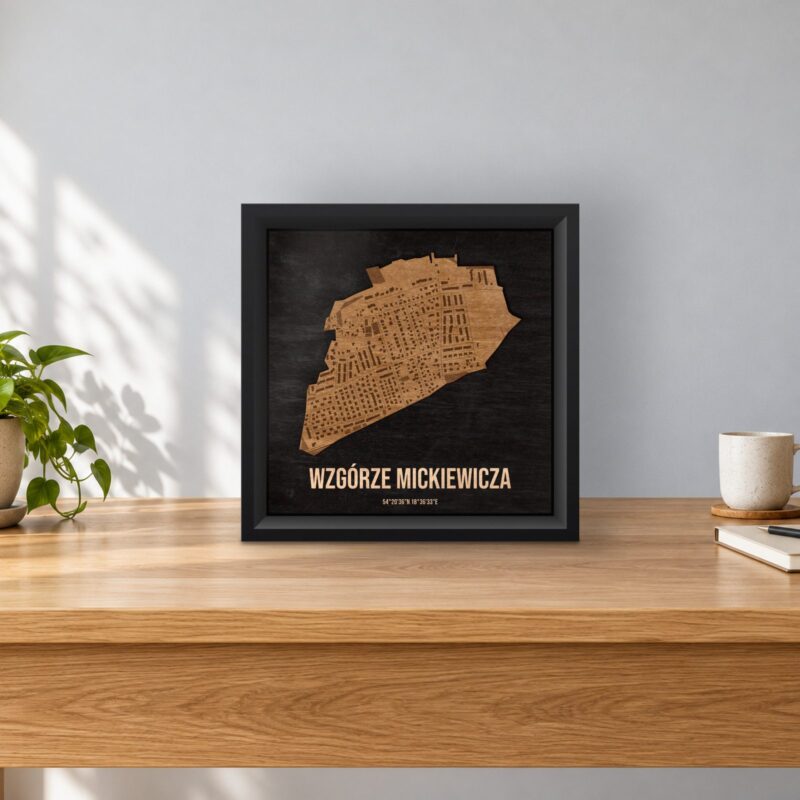 Wzgórze Mickiewicza (Gdańsk) - drewniana mapa dzielnicy w ramce