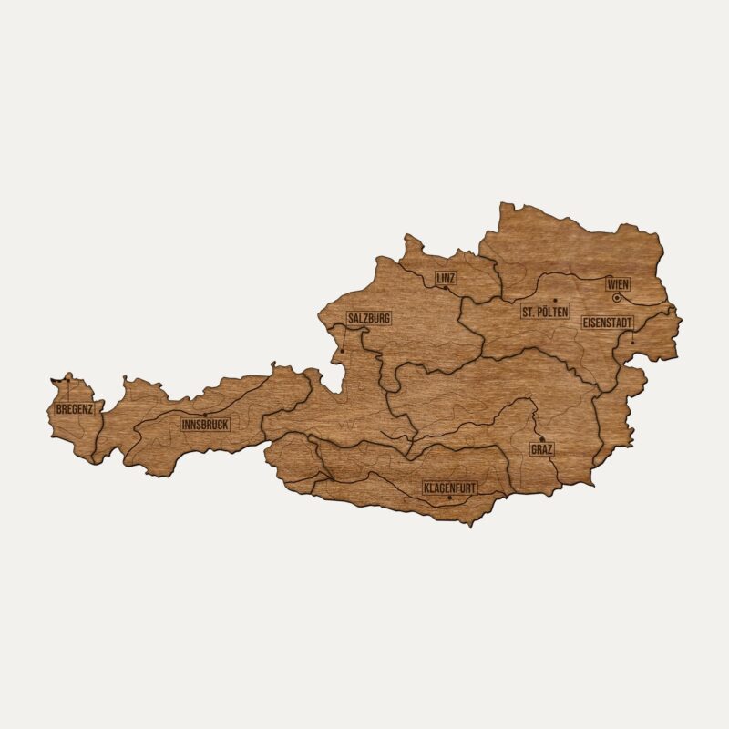 Drewniana mapa Austria na ścianę, cały kraj pocięty na regiony