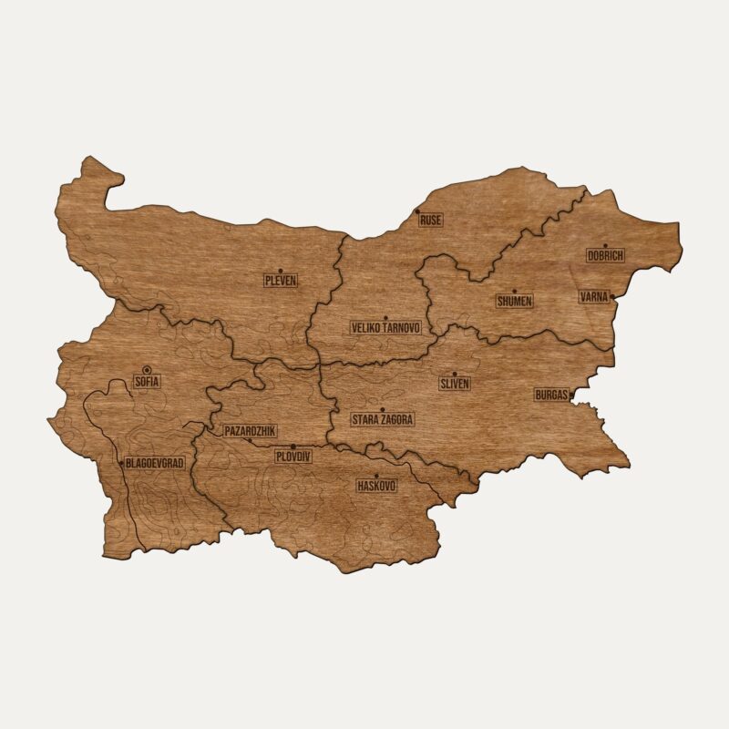 Drewniana mapa Bułgaria na ścianę, cały kraj pocięty na regiony