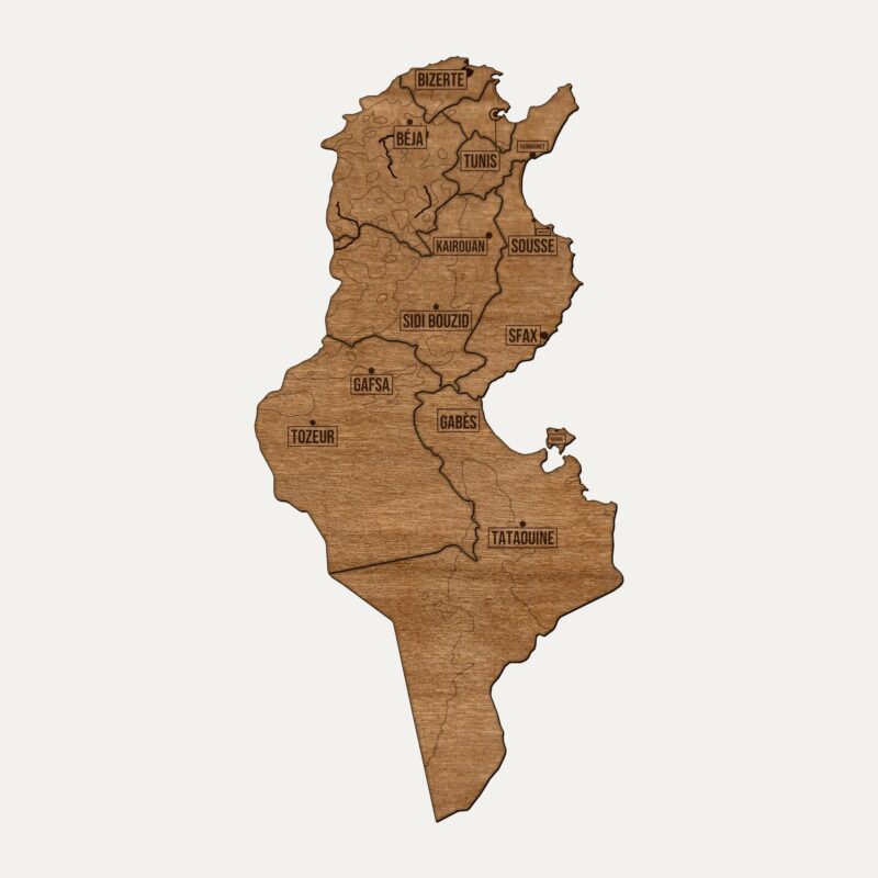Drewniana mapa Tunezja na ścianę, cały kraj pocięty na regiony