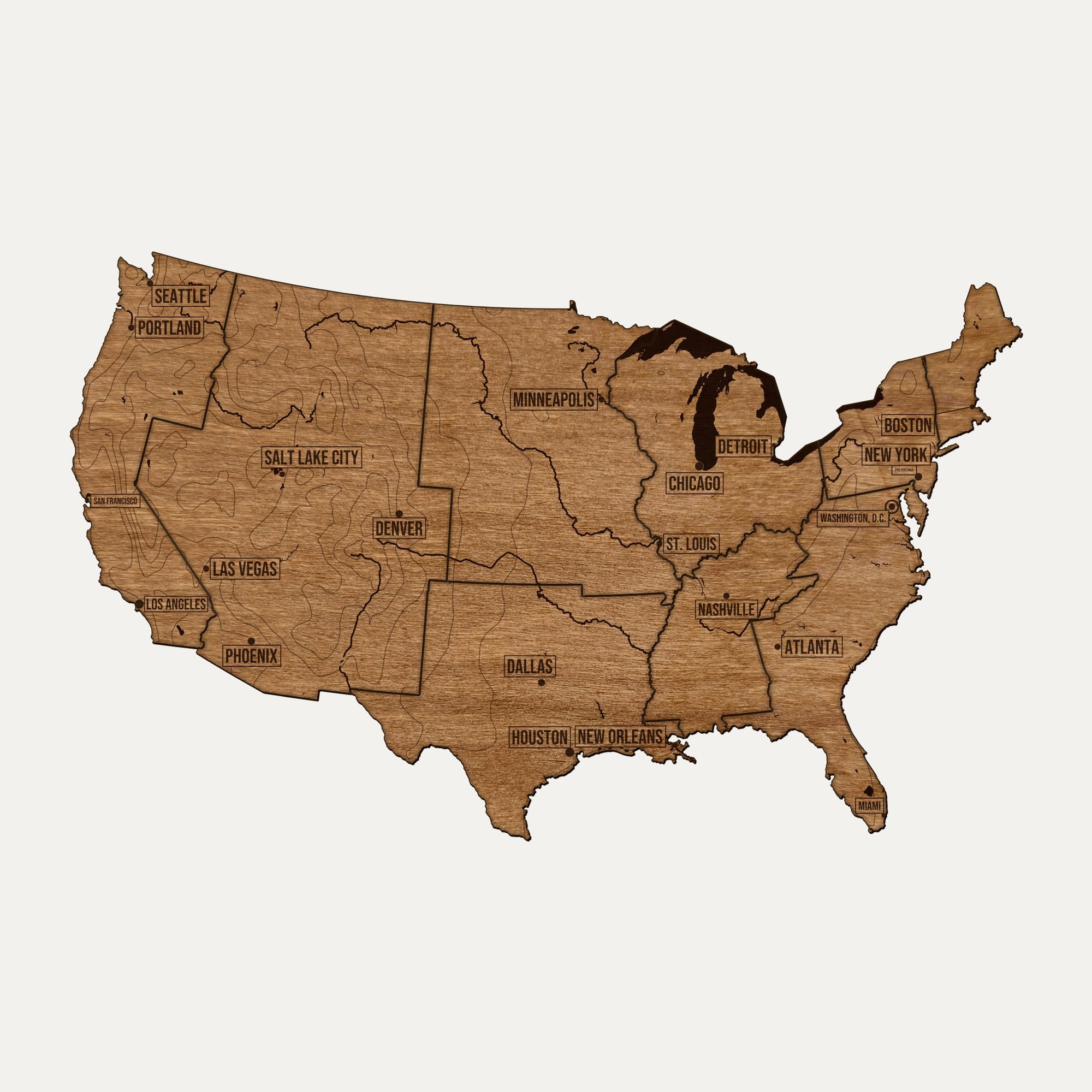 Drewniana mapa USA na ścianę, cały kraj pocięty na regiony