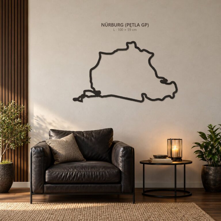 Nürburgring - drewniana mapa toru na ścianie