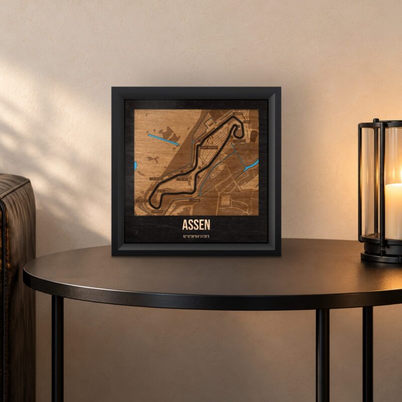 Assen - drewniana mapa toru w ramce